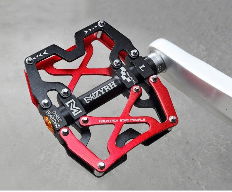 Mountain Bicycle Flat Pedals Cycling Ultralight Aluminum Alloy 3 Bearings With Cleats