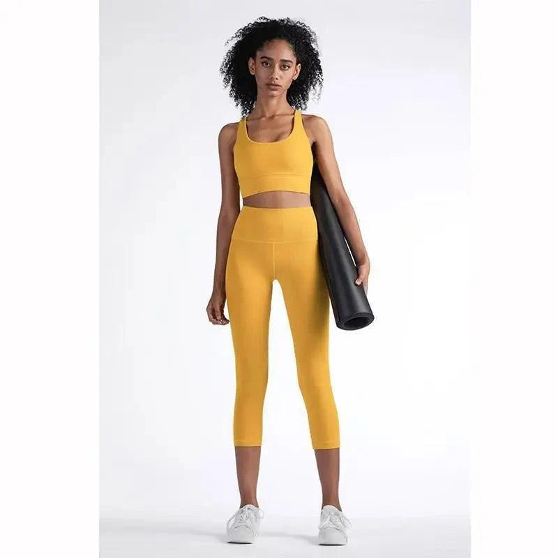 High Quality Fabric Nylon Breathable Women Yoga  Sports Wear Outdoor Clothes For Ladies