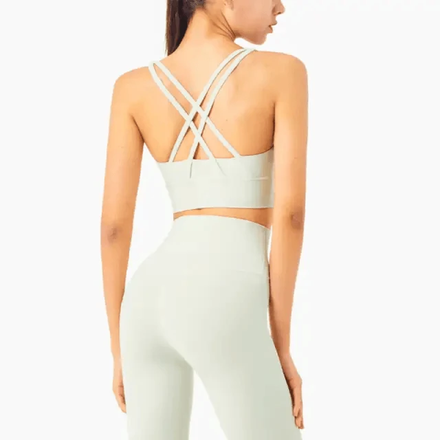 High Quality Fabric Nylon Breathable Women Yoga  Sports Wear Outdoor Clothes For Ladies