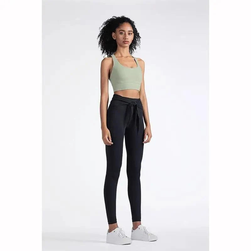High Quality Fabric Nylon Breathable Women Yoga  Sports Wear Outdoor Clothes For Ladies